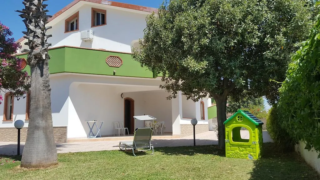 Villa Ibiscus Santa Maria Del Focallo