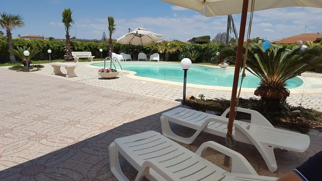 Holiday home Villa Ibiscus Santa Maria Del Focallo