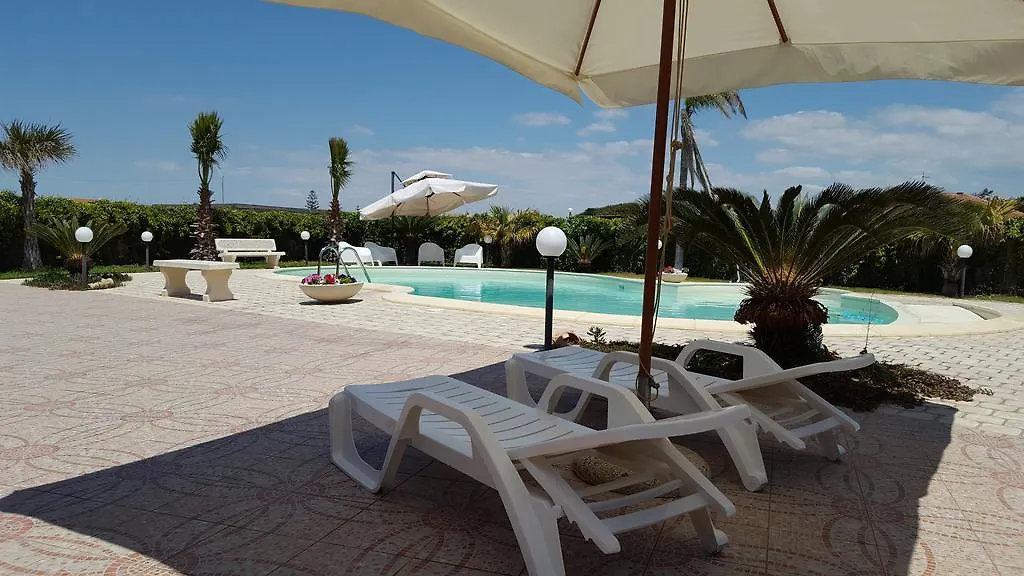 Villa Ibiscus Santa Maria Del Focallo Holiday home